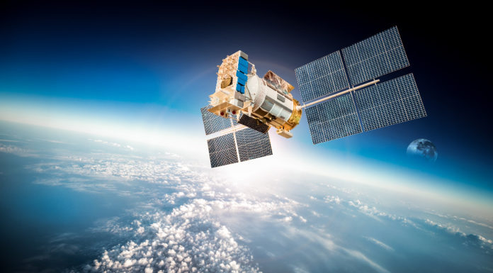 High-Tech Gründerfonds unterstützt Weltraumforschung New Space-Start-up DCUBED mit zwei neuen Investoren an Bord: High-Tech Gründerfonds unterstützt Weltraumforschung