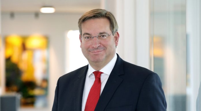 Alexander Pfurr als Senior Advisor bei Acxit Capital Partners Alexander Pfurr als Senior Advisor bei Acxit Capital Partners