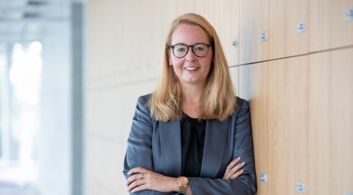 „Wir brauchen mehr Sichtbarkeit von Führungsfrauen in der Tech-Branche“ SIG Women in Tech: Interview mit Kathrin Günther, Uhlmann Pac-Systeme