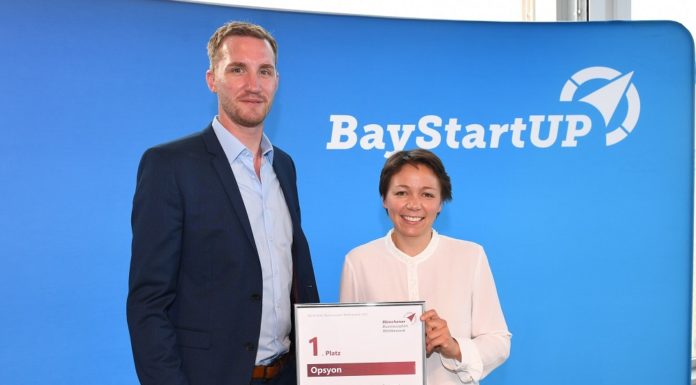Businessplan Wettbewerb von BayStartUP: Opsyon auf Platz 1 1. Platz Opsyon - Dr. Björn Hiller, Dr. Nadja Fenn