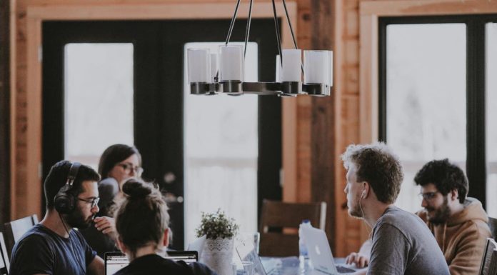 Investorensuche in komplexem Marktumfeld Thüringer Zukunftsfonds III startet zur Unterstützung innovativer Start-ups und Unternehmen
