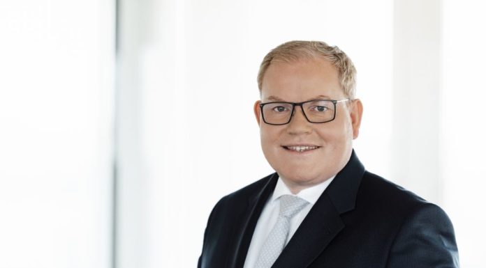 Dr. Peter Güllmann, Bank im Bistum Essen