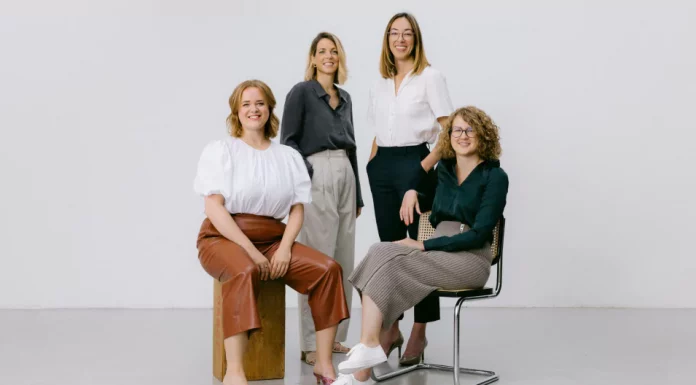 Fund F: Female Founders verkündet Closing eines 20-Mio-VC-Fonds V.l.: Lisa-Marie Fassl, Carina Klaffl, Amelia Suda und Nina Wöss
