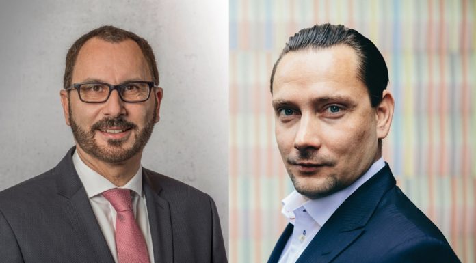 „Unser Produkt ist einzigartig“ Guy Selbherr, MBG Baden-Württemberg (li.) und Albert Pescheck, Azowo