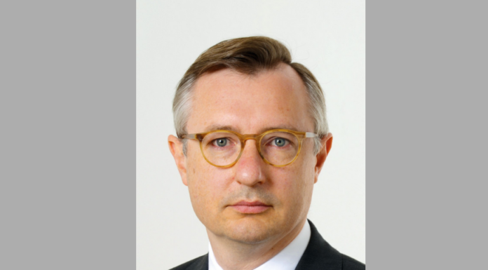 Dr. Thomas Zwissler
