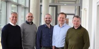 Das Managementteam der Tubulis GmbH (v.l.n.r.): Dr. Günter Fingerle-Rowson, MD (CMO), Dr. Jonas Helma-Smets (CSO), Dr. Dominik Schumacher (CEO, Mitglied des Aufsichtsrates), Dr. Ingo Lehrke (CBO) und Dr. Björn Hock (CDO).