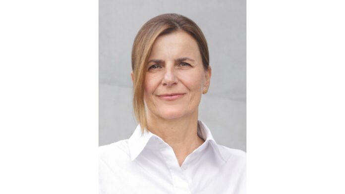 Christiane L. Döhler ist Inhaberin von Doehler Communications in München und verfügt über langjährige Erfahrung sowohl in der Private Equity-/Venture Capital-Branche als auch in der Beratung zu Strategie, Positionierung und Kommunikation. (c) Doehler Communications