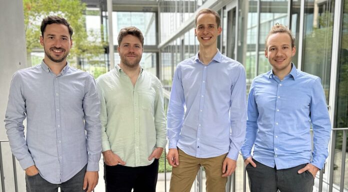 Seedfinanzierung für Symphera Das Symphera-Gründerteam (v.l.n.r.): Conrad Heid, Nico Weigand, Philipp Preißler, Thomas Wegele. (c) Symphera