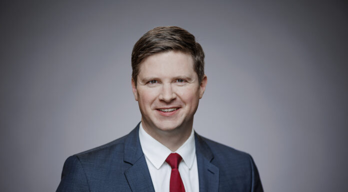 „Der Staat sollte passende Rahmenbedingungen schaffen“ Florian Toncar, Parlamentarischer Staatssekretaer beim Bundesminister der Finanzen