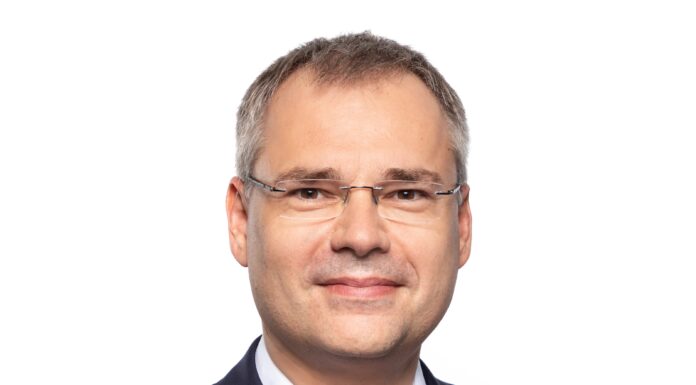 Wenn die Insolvenz droht … Dirk Schoene, Dentons