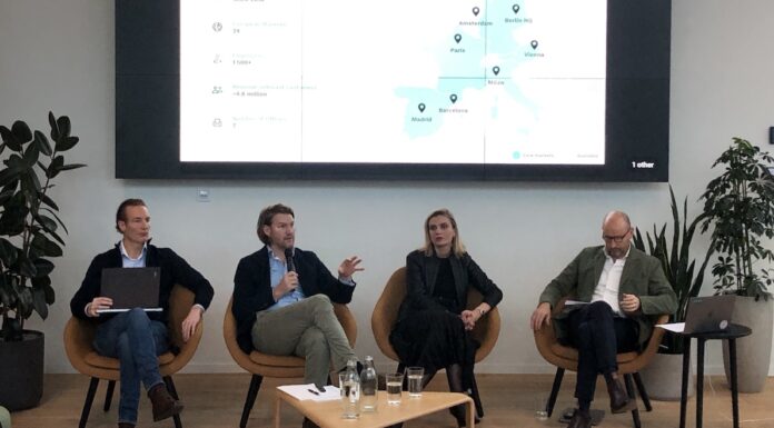 N26: Erstmal Quartalsplus erreicht Maximilian Tayenthal, Valentin Stalf, Carina Kozole, Arnd Schwierholz (v.l.n.r), N26 (c) VC Magazin