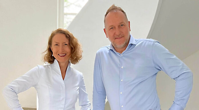 Sedivention: 800.000 € für neuartige Therapie der Fettleibigkeit Gründerteam von Sedivention: Dr. Ute Nollert und Dr. Andreas Bröcker (Copyright: Sedivention)