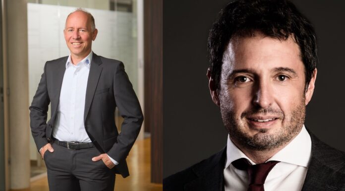 Gegen den Innovations- und Investitionsstau! Torsten Volkmann, Vorstand Spitzmüller AG (li.), Jochen Becker, Managing Partner, HAPEKO Executive Partner GmbH