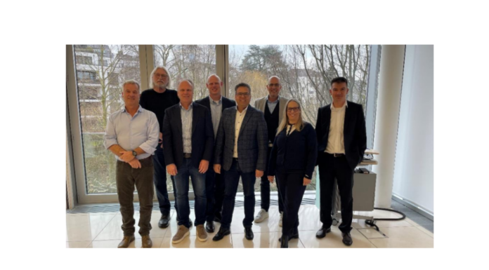 Maarten Heekeren, Lutz Berkenbrink und Sebastian Schmitz, Sven Breitenfeld, Humberto Duarte, Bernhard Kugel, Claudia Köppe & Michael Küting