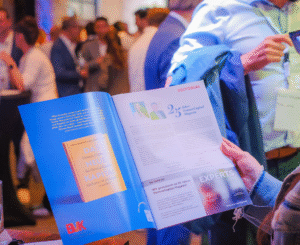 Jetzt vorbestellen: "Das Neue Kapital: Unsere Chance für Deutschlands nächstes Wirtschaftswunder." von Ulrike Hinrichs und Ingo Krocke; Dominik Gierke