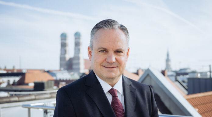 „Innovation wächst nicht im Amt, sondern im Austausch“ Dr. Christian Scharpf, Referent für Arbeit und Wirtschaft der Landeshauptstadt München