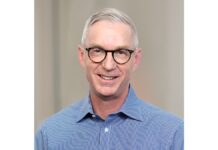 “We’re supercharging T cells to fight solid tumors” Thomas Soloway, CEO of T-knife, has 25+ years in life sciences, with leadership in strategy, operations, finance, and venture capital.(c) T-Knife