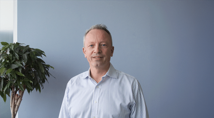 Pioneering brain-computer interfaces Dr. Frank Desiere, CorTec