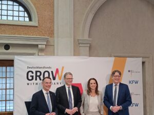 Verena Pausder, Christian Sewing, Ingbert Liebing und Stefan Wintels