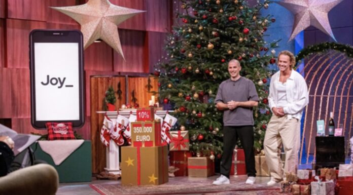 Joy_ sichert sich 1,25 Mio. EUR für universelle Gutscheinlösung Joy_ war zu Gast in der Weihnachtssendung der "Höhle der Löwen". Der Deal kam anschließend mit Janna Ensthaler sowie der IBB Ventures, Swiss Founders Fund und weiteren Business Angels zustande. (c) IBB Ventures, Vox/Höhle der Löwen