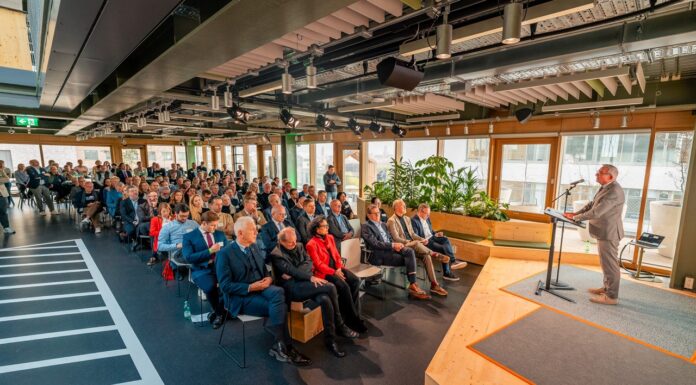 GRAVITY: Neues Zentrum für Entrepreneurship und Co-Innovation in Heilbronn Die Campus Founders und die Dieter Schwarz Stiftung eröffnen GRAVITY (c) Campus Founders