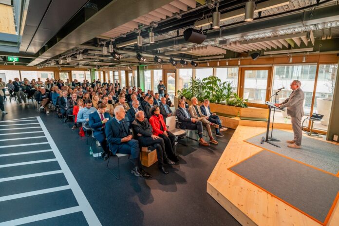 Die Campus Founders und die Dieter Schwarz Stiftung eröffnen GRAVITY (c) Campus Founders Die Campus Founders und die Dieter Schwarz Stiftung eröffnen GRAVITY (c) Campus Founders