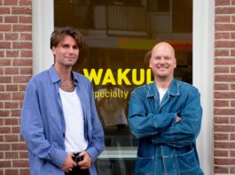 Yorick Bruins, Lukas Grosfeld (v.l.n.r.), Gründer Wakuli (c) Wakuli