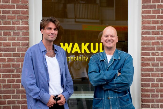 Yorick Bruins, Lukas Grosfeld (v.l.n.r.), Gründer Wakuli (c) Wakuli Yorick Bruins, Lukas Grosfeld (v.l.n.r.), Gründer Wakuli (c) Wakuli