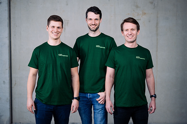 Co-reactive Gründungsteam: v.l. Dr. Andreas Bremen (CEO), Orlando Kleineberg (CTO), Willi Peter (CCO) Co-reactive Gründungsteam: v.l. Dr. Andreas Bremen (CEO), Orlando Kleineberg (CTO), Willi Peter (CCO)