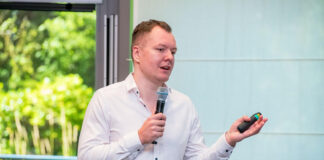 Trading.de-Gründer Andre Witzel setzt in seiner Ausbildung u.a. auf praxisnahe Methoden.