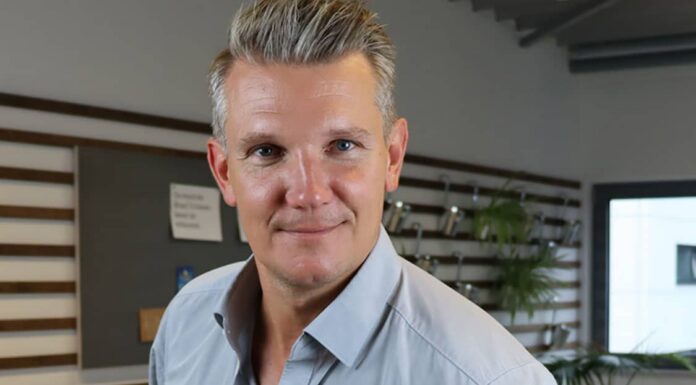 „Feedback als Wachstumshebel einführen – ohne ein Großprojekt daraus zu machen“ Ehrliches Feedback für bessere Unternehmensentscheidungen.