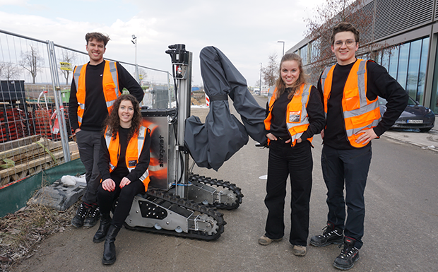 Münchner Robotik-Start-up Sitegeist holt 4 Mio. Euro Pre-Seed Das Sitegeist-Gründungsteam: Dr. Lena-Marie Pätzmann, Julian Hoffmann, Nicola Kolb und Claus Carste