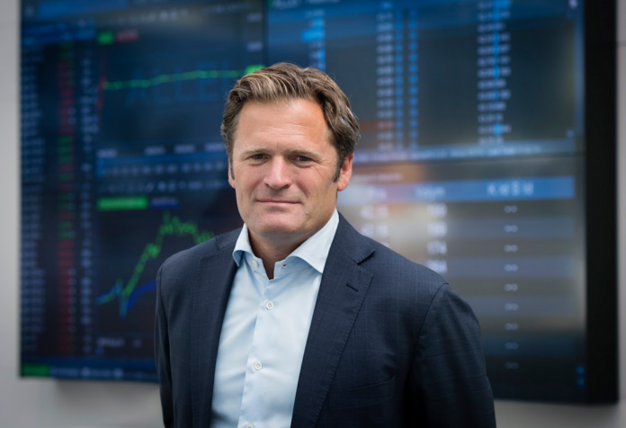 Adam Kostyál, Nasdaq Adam Kostyál, Nasdaq