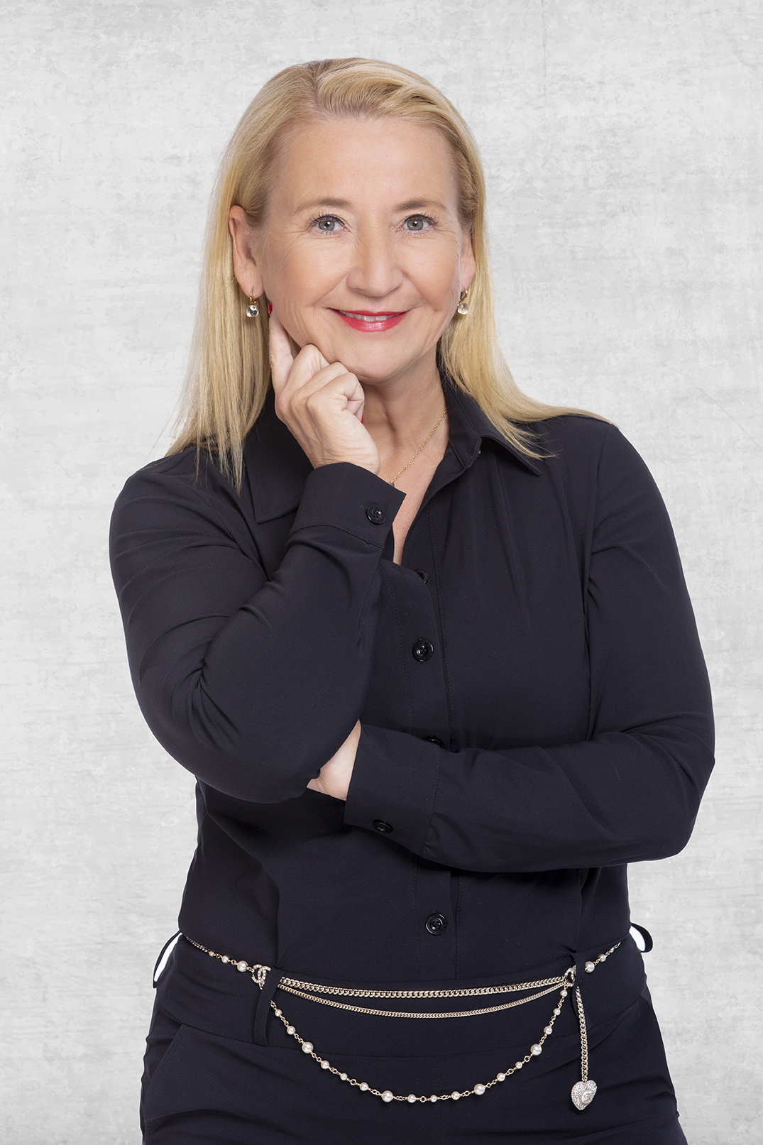 Anne Hennecke, MC Services AG