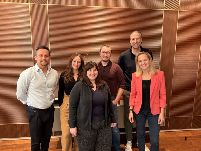 Axel Roitzsch (Vanagon Ventures), Sarah Gscheider (Bayern Kapital), Anika Gruner (Neuramancer), Anatol Maier (Neuramancer), Martin Sondenheimer (Neuramancer) & Susanne Fromm (Vanagon Ventures)