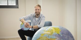 Oliver Berlin, Little World