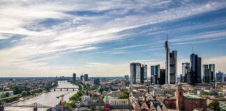 VR Equitypartner intensiviert Partnerschaft mit Volks- und Raiffeisenbanken
