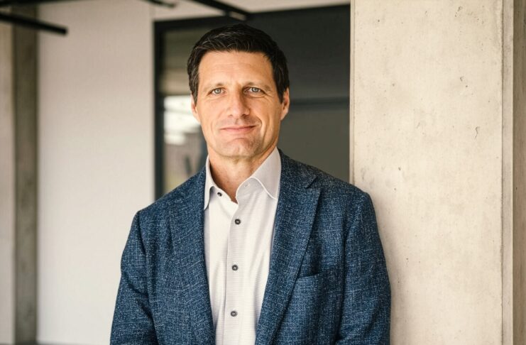 Giovanni Donatelli, EnglishBusiness
