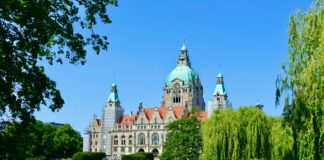 From algorithms to patient care: Hannover’s AI ecosystem From algorithms to patient care: Hannover’s AI ecosystem