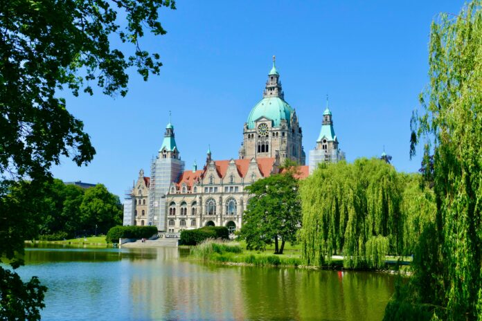 From algorithms to patient care: Hannover’s AI ecosystem From algorithms to patient care: Hannover’s AI ecosystem
